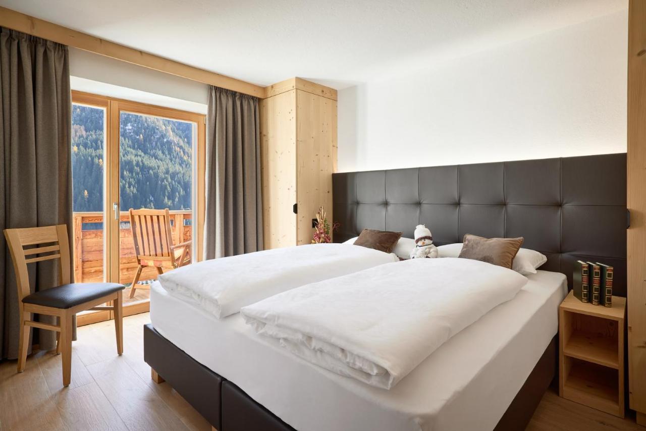 Ciasa Col Cuch Apartment La Villa  Bagian luar foto