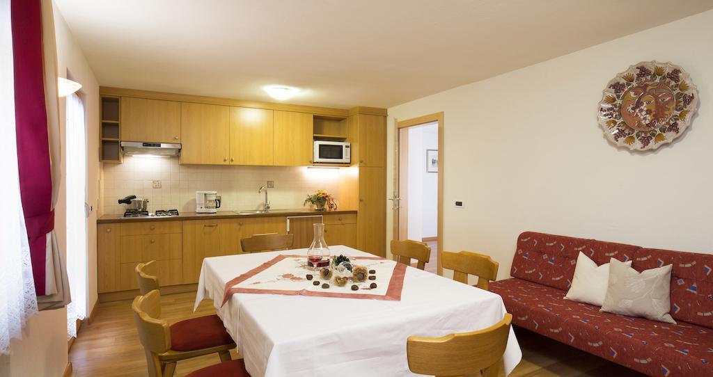 Ciasa Col Cuch Apartment La Villa  Ruang foto