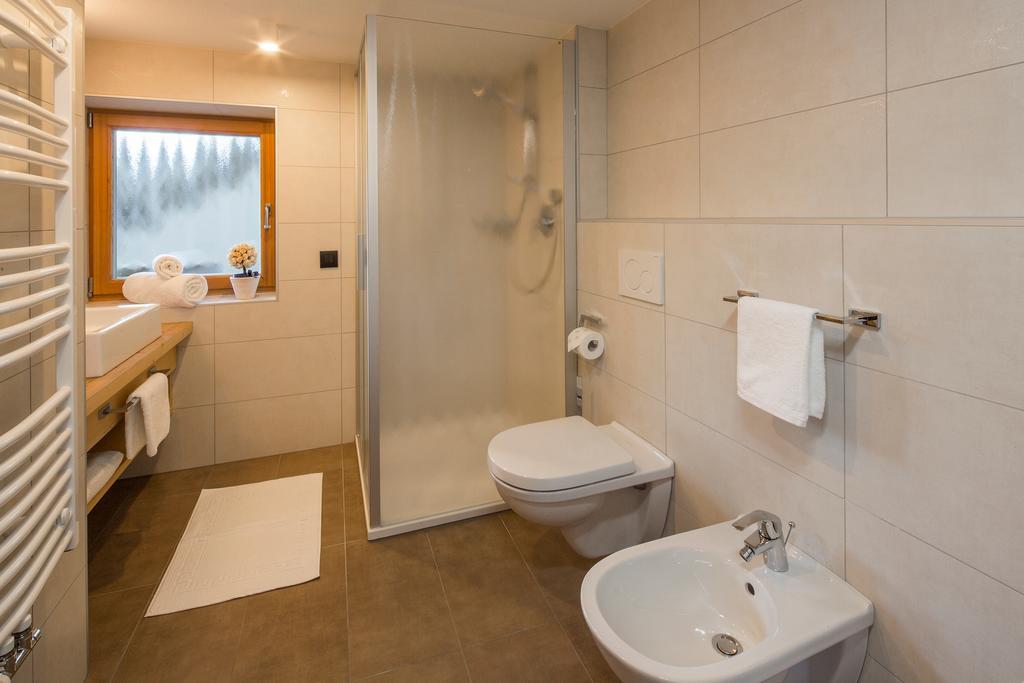 Ciasa Col Cuch Apartment La Villa  Bagian luar foto